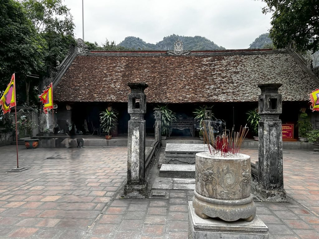 Hao Lu,Vietnam
